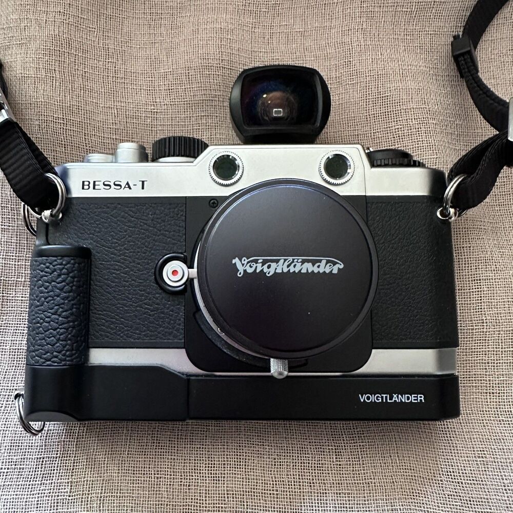 Voigtlander BESSA-T Black Color Skopar 21mm f4 Trigger Winder View Finder JAPAN